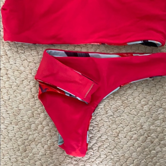 "LOUISA" LYCRA BIKINI IN [RED FLOWER / RED LAVA] - Picture 7 of 8